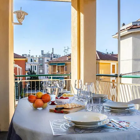 10 Minuti Dal Mare - Elegante Domus Lejlighed